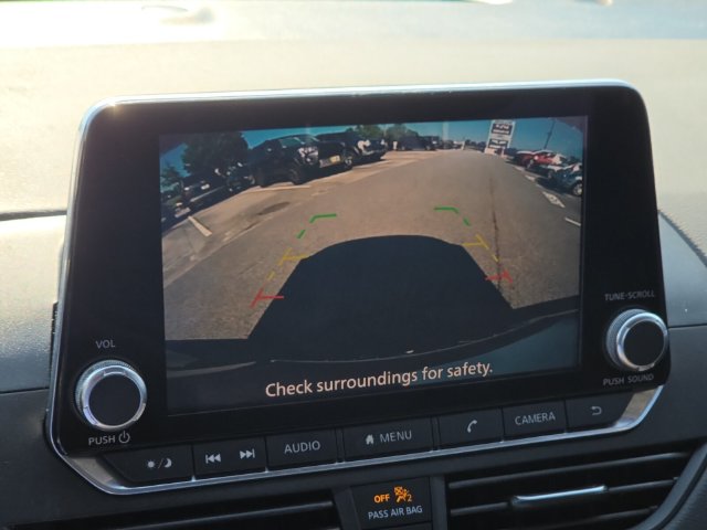 2021 Nissan Altima SV - Photo 21