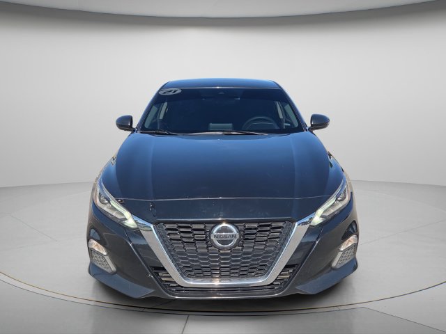 Used 2021 Nissan Altima 2.5 SV Sedan