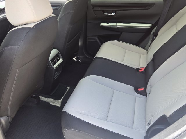 2025 Honda CR-V EX - Photo 11