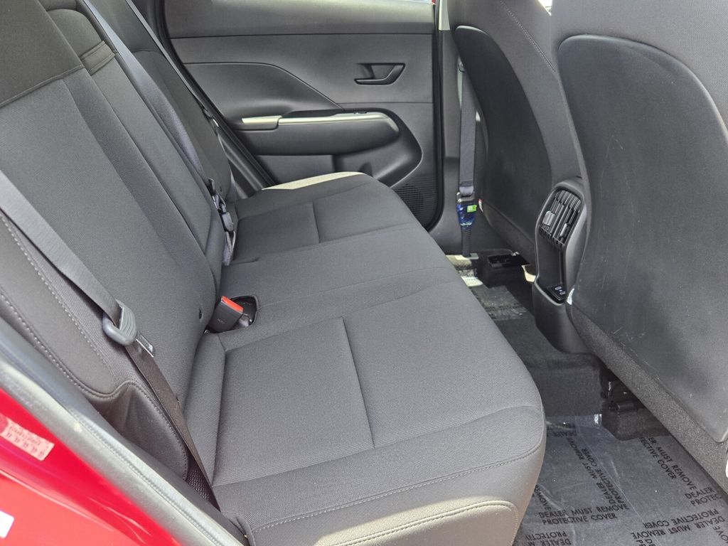 2024 Hyundai Kona SEL - Photo 15