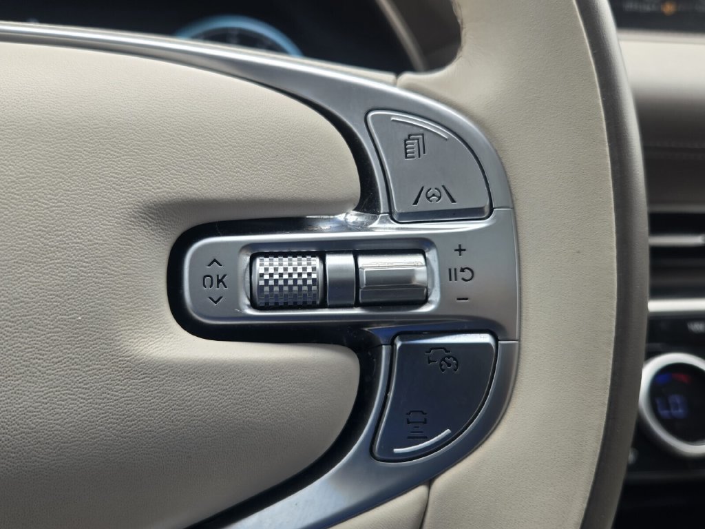 2023 GENESIS GV80 Standard - Photo 22