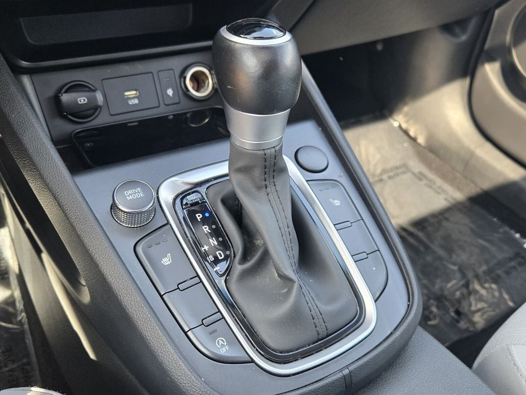 2023 Hyundai Kona SEL - Photo 18