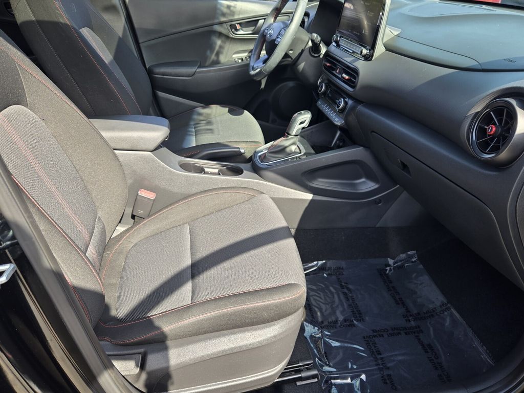 2023 Hyundai Kona N Line - Photo 16