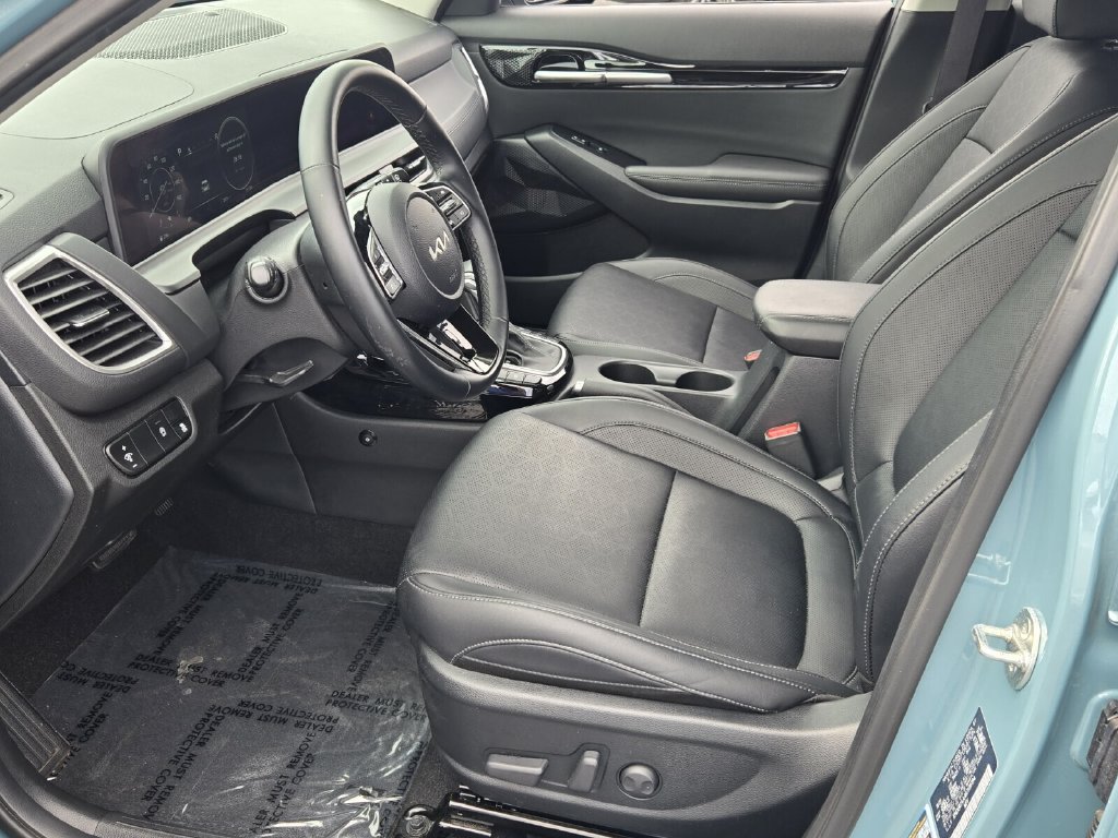 2024 Kia Seltos EX - Photo 10