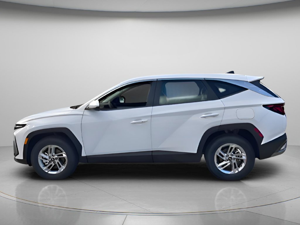 New 2026 Hyundai Tucson SE FWD SUV