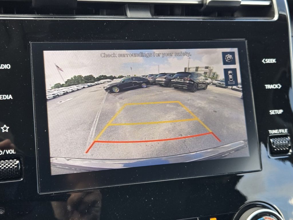 2024 Hyundai Tucson SE - Photo 19