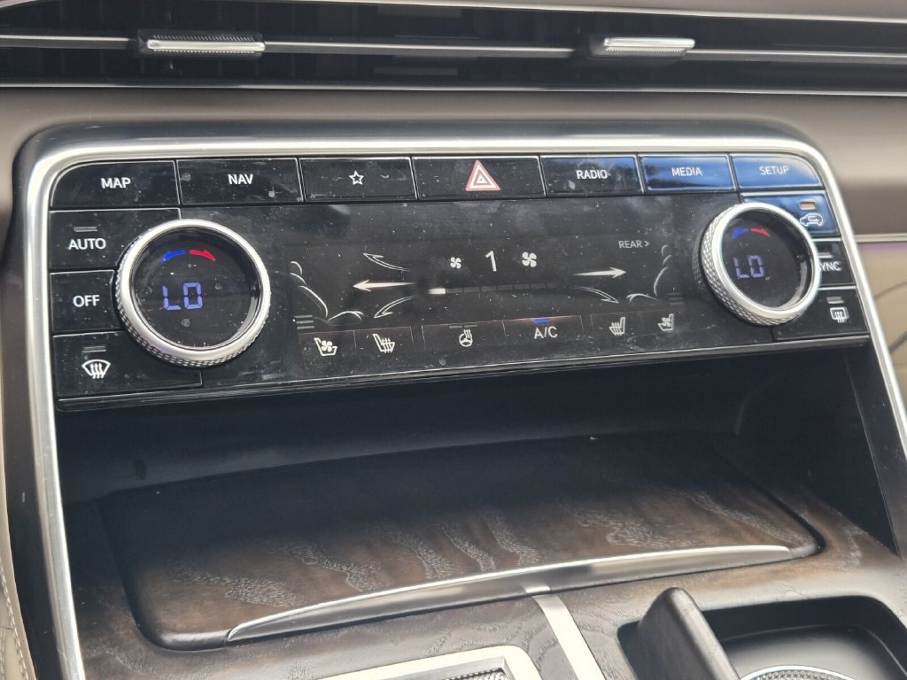 2023 GENESIS GV80 Standard - Photo 19