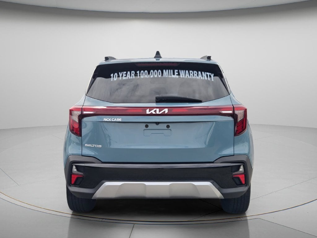 2024 Kia Seltos EX - Photo 6