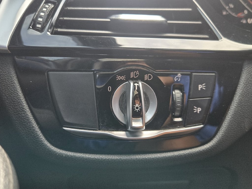 2021 BMW 5 Series 530i - Photo 26