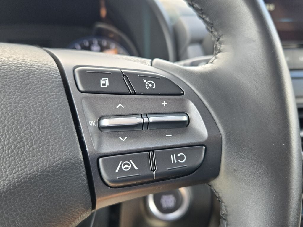 2023 Hyundai Kona SEL - Photo 23