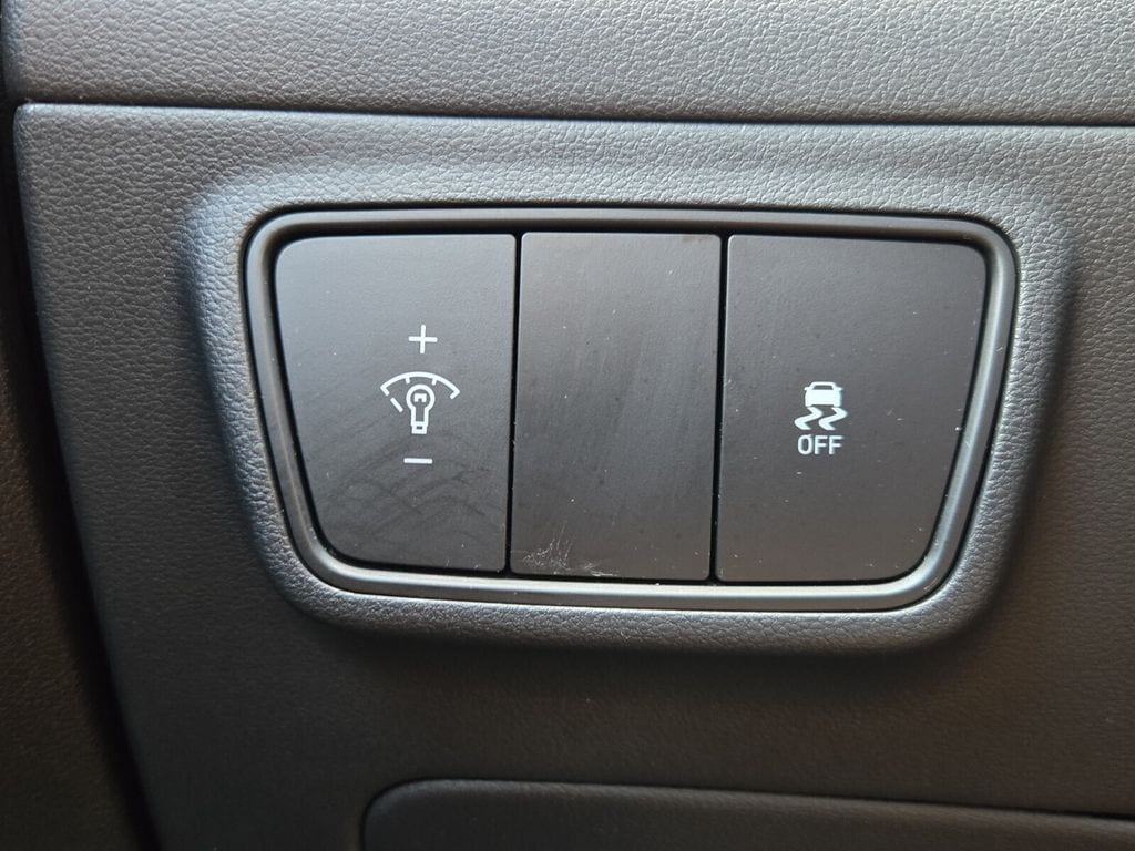 2024 Hyundai Tucson SE - Photo 24