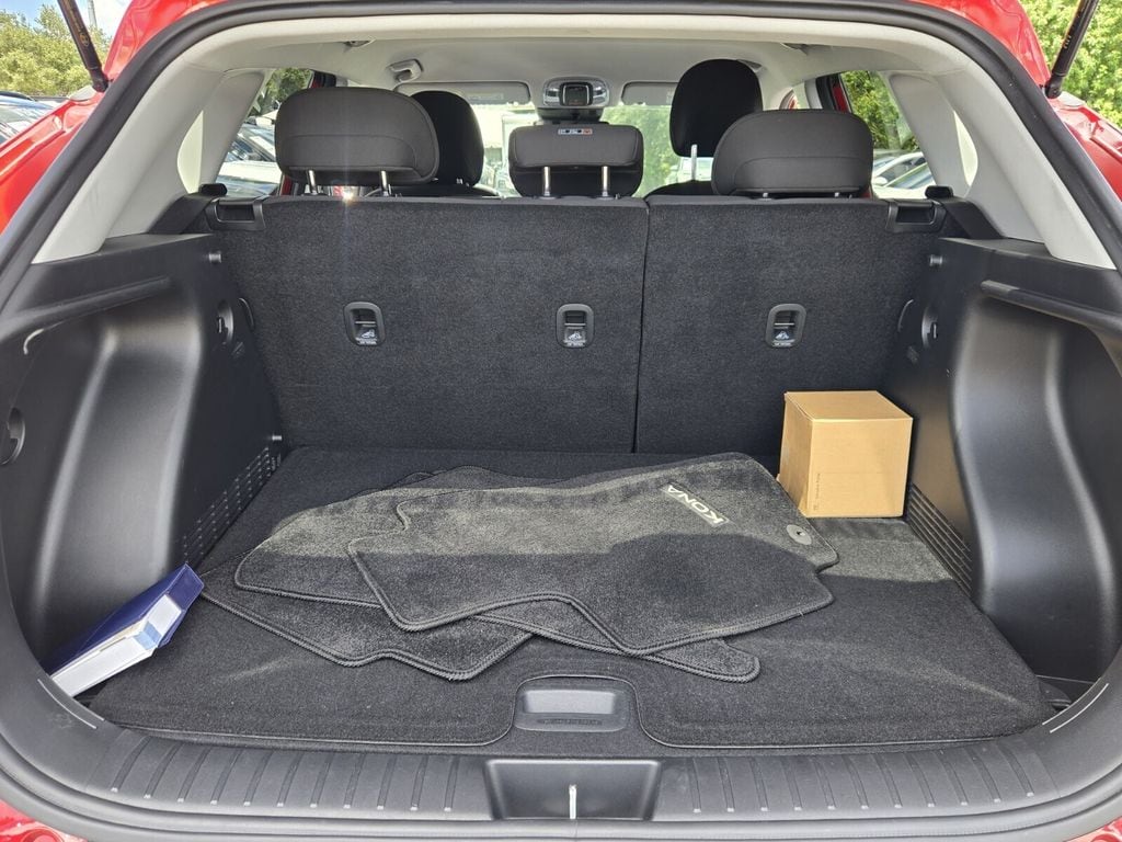 2024 Hyundai Kona SEL - Photo 14