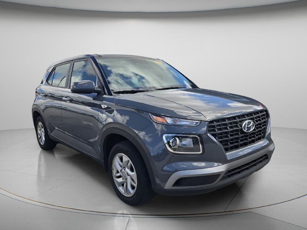 Certified 2025 Hyundai Venue SE SUV