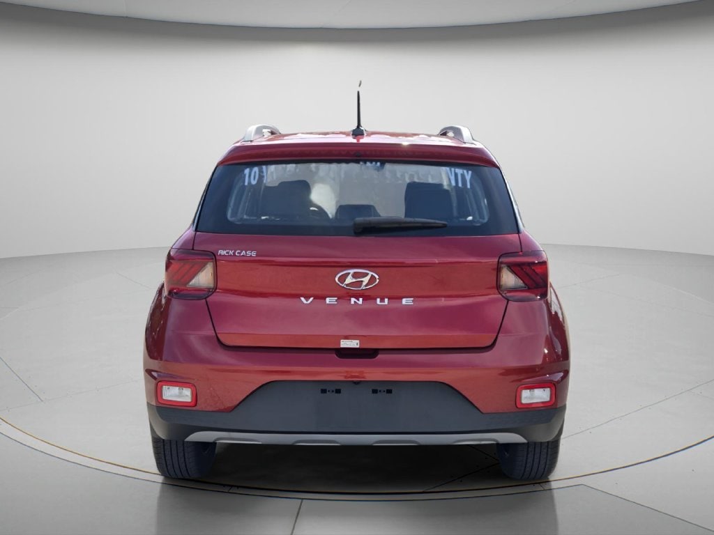 2024 Hyundai Venue Limited - Photo 6