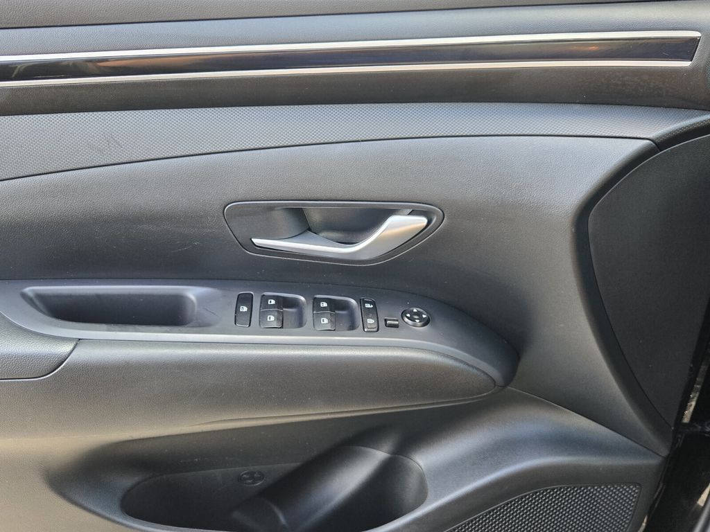 2024 Hyundai Tucson SE - Photo 25