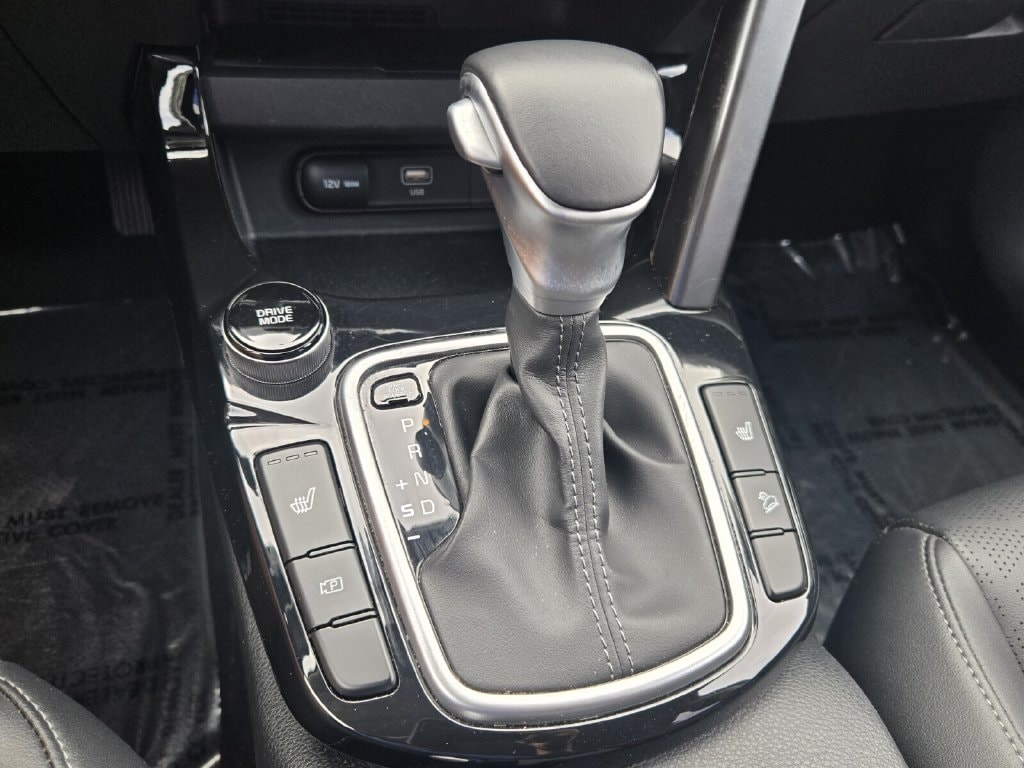 2024 Kia Seltos EX - Photo 17