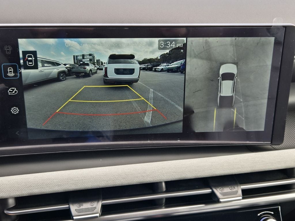 2026 Hyundai Santa Cruz Limited - Photo 11