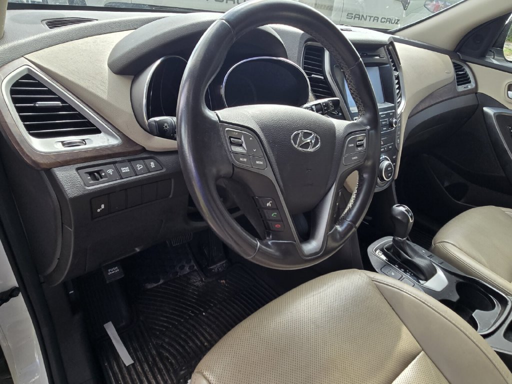 2017 Hyundai Santa Fe Limited - Photo 10