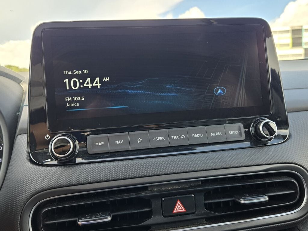 2023 Hyundai Kona SEL - Photo 19