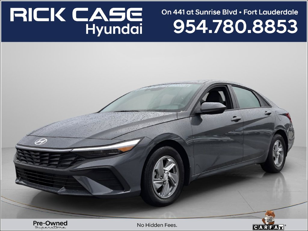  Hyundai Elantra