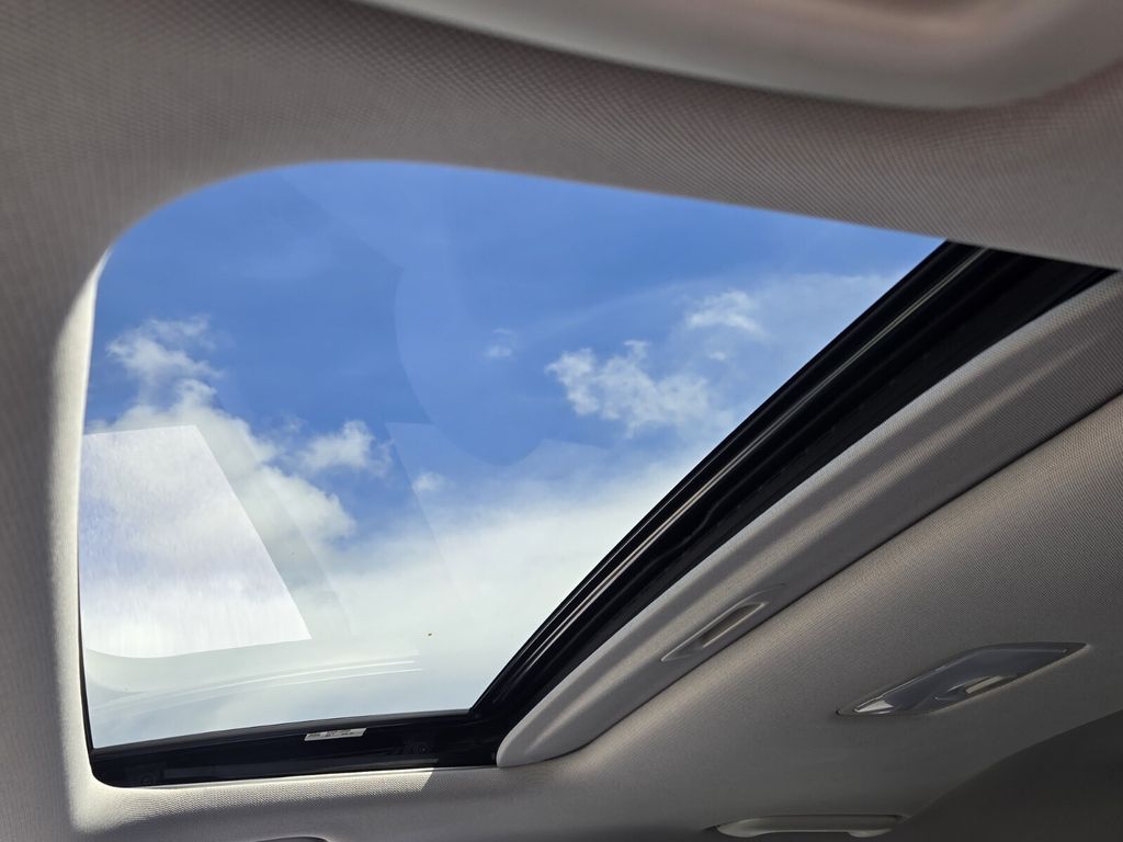 2023 Hyundai Kona SEL - Photo 17