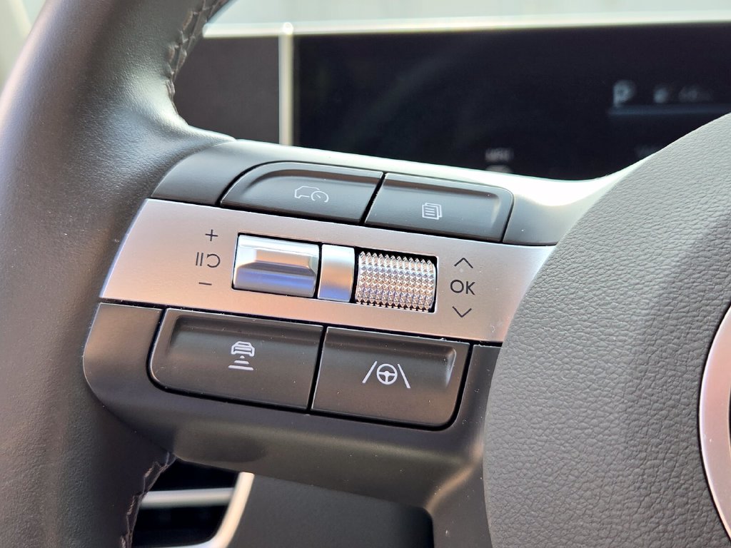 2025 Hyundai Sonata Hybrid SEL - Photo 23