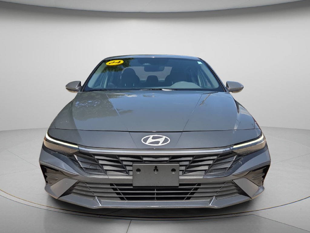 Used 2024 Hyundai Elantra SEL Sedan