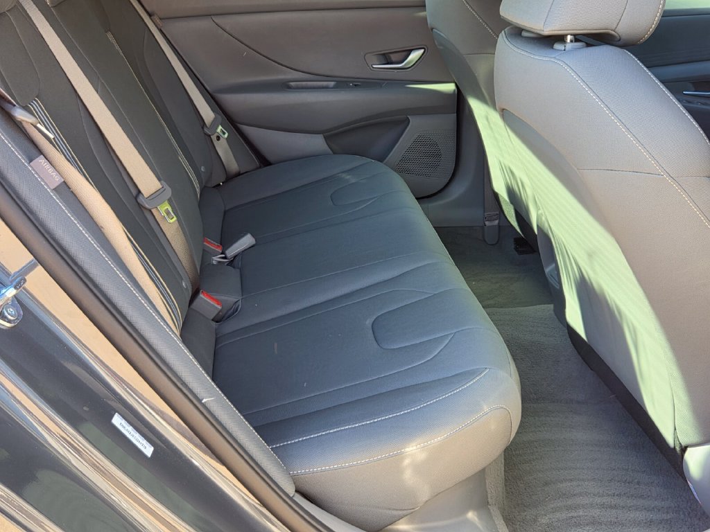 2026 Hyundai Elantra Blue - Photo 16