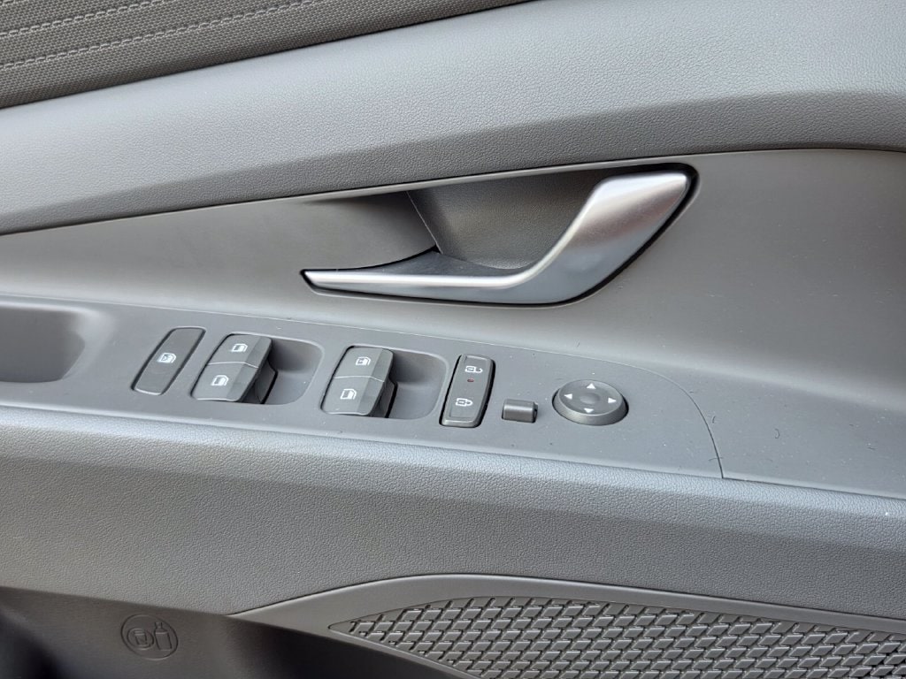 2026 Hyundai Elantra SE - Photo 22