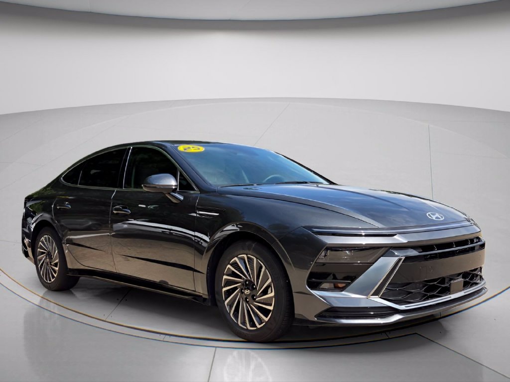 2025 Hyundai Sonata Hybrid SEL - Photo 9