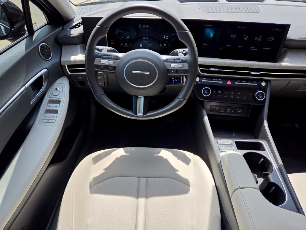 2025 Hyundai Sonata Hybrid SEL - Photo 14