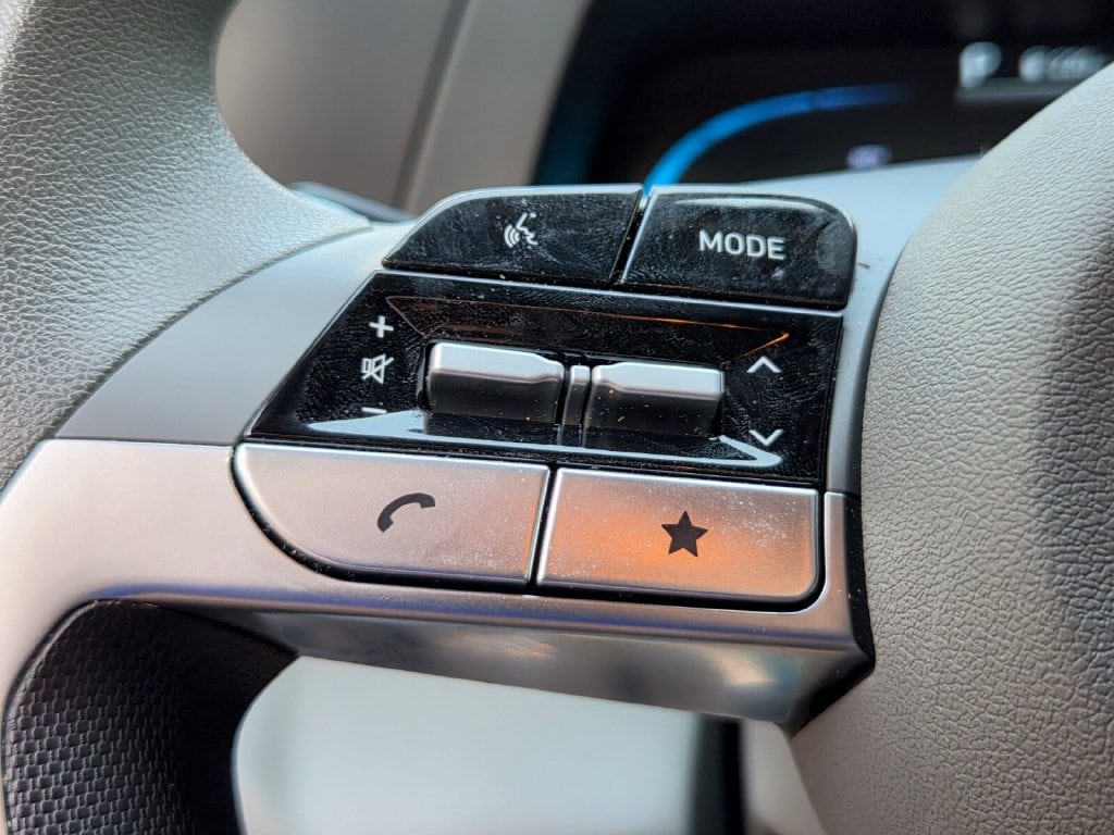 2026 Hyundai Elantra SE - Photo 18