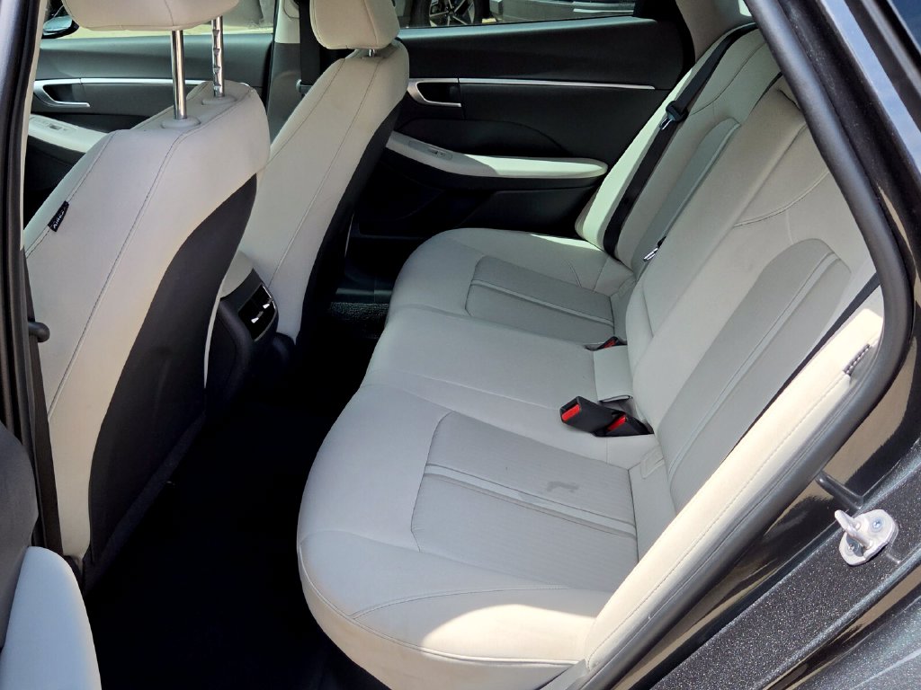 2025 Hyundai Sonata Hybrid SEL - Photo 13