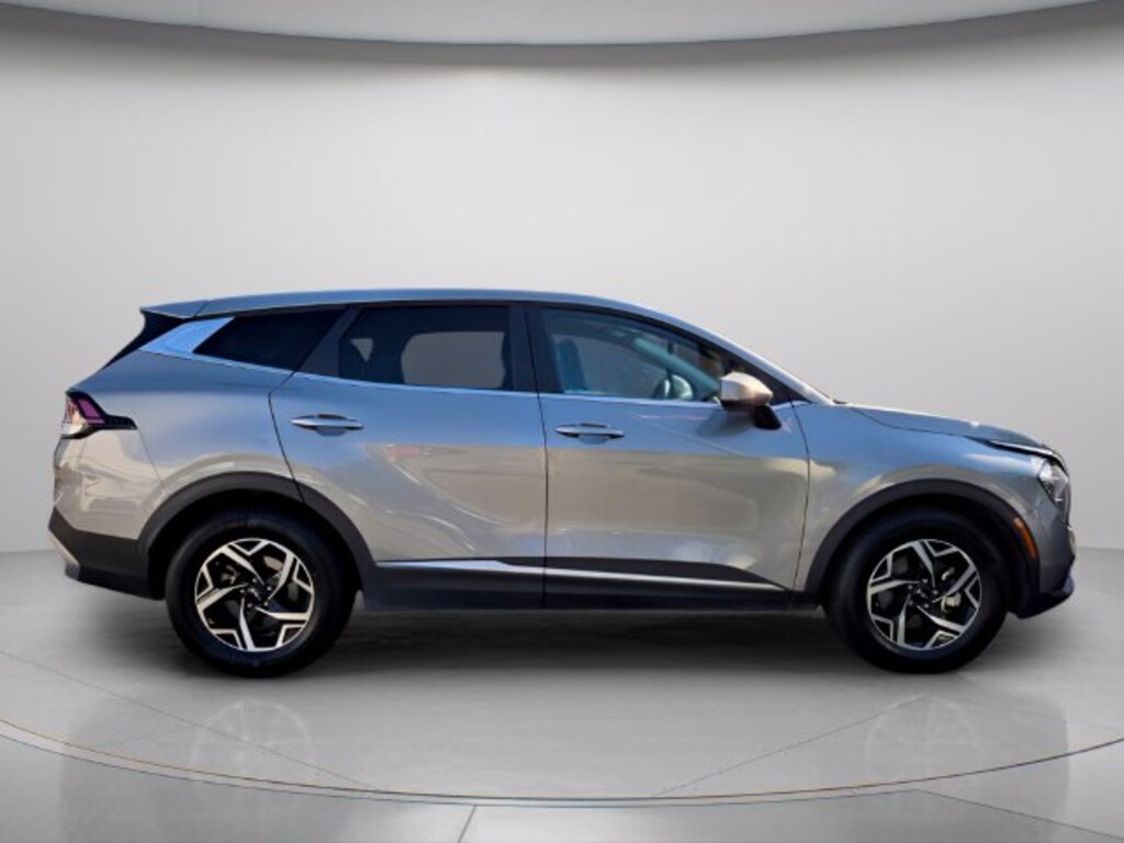 Used 2023 Kia Sportage LX SUV