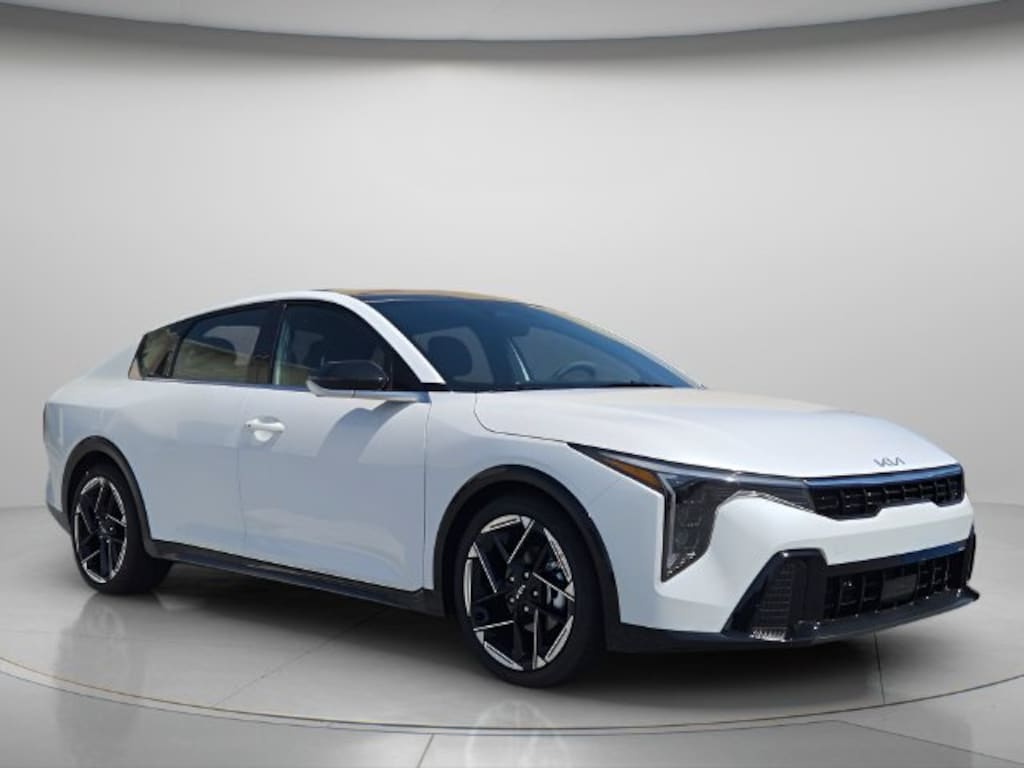 New 2026 Kia K4 GT-Line Sedan