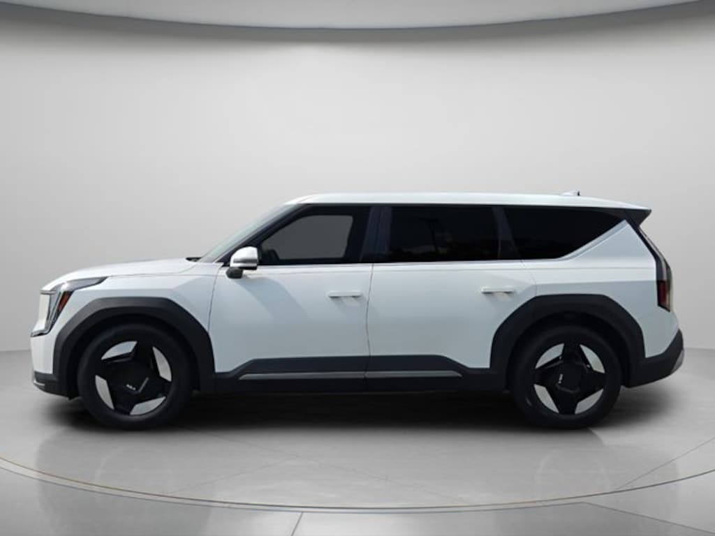 Used 2024 Kia EV9 Light Long Range SUV