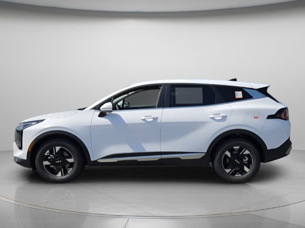 New 2026 Kia Sportage LX SUV