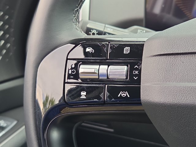 2026 Kia Sorento LX - Photo 9