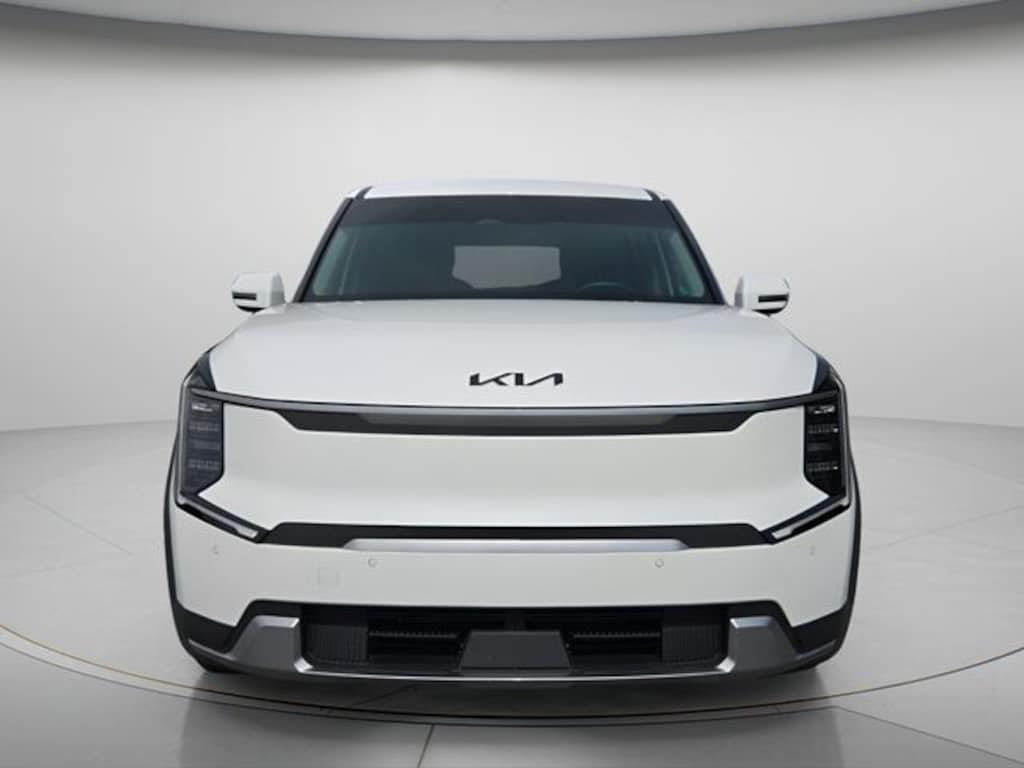 Used 2024 Kia EV9 Light Long Range SUV