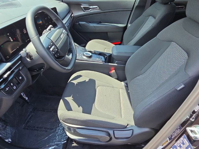2026 Kia Sportage LX Hybrid - Photo 5