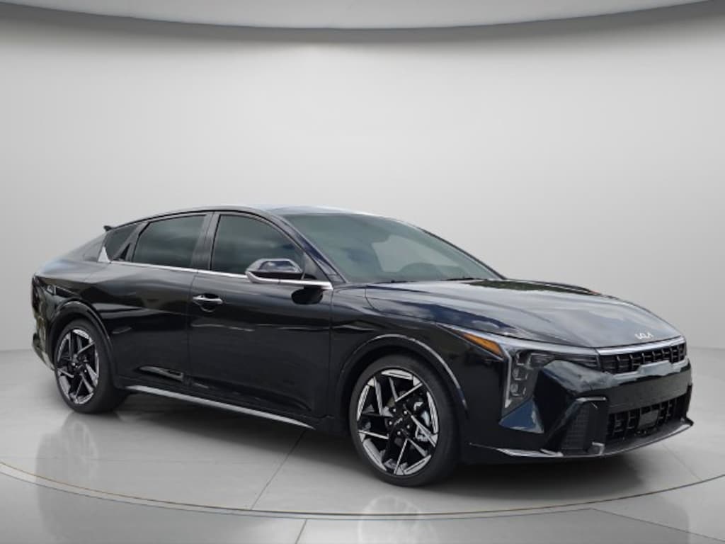 New 2026 Kia K4 GT-Line Sedan