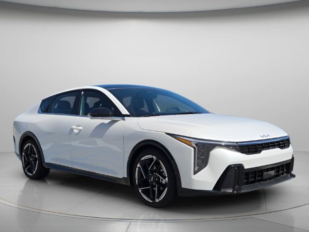 New 2026 Kia K4 GT-Line Sedan