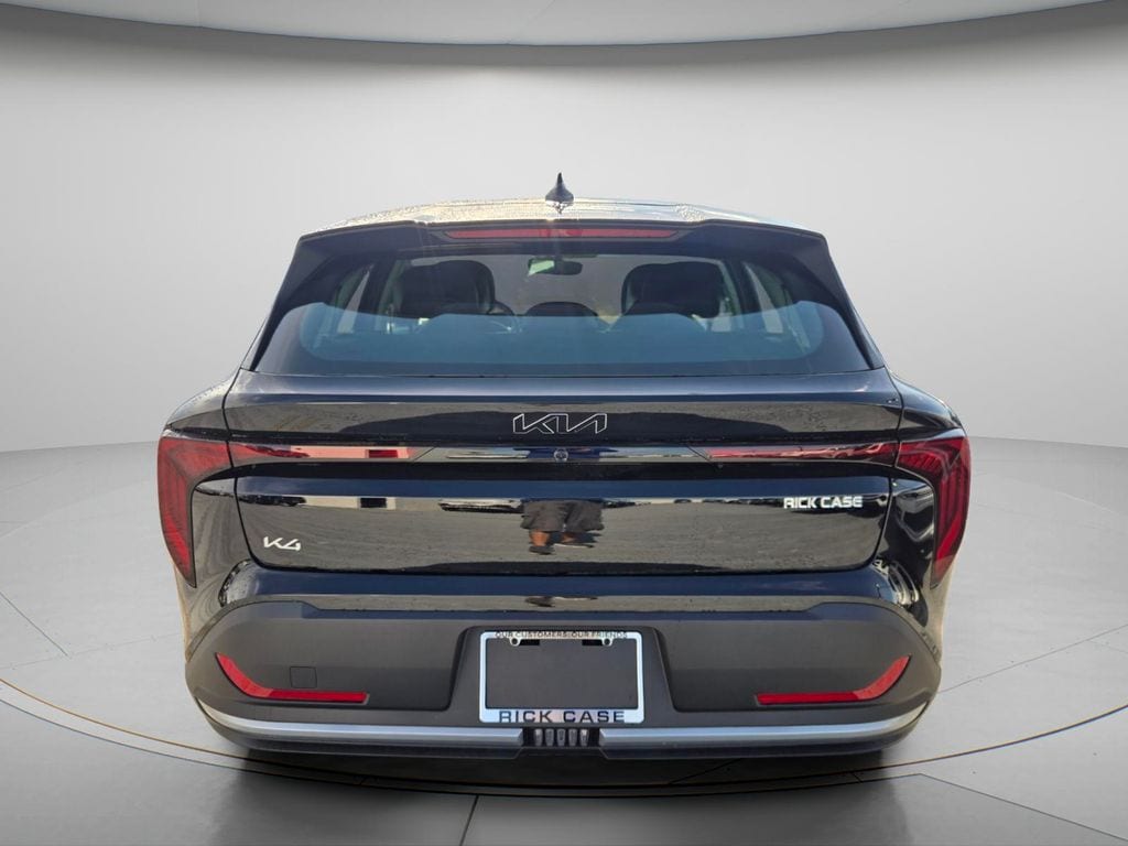 New 2026 Kia K4 EX Hatchback