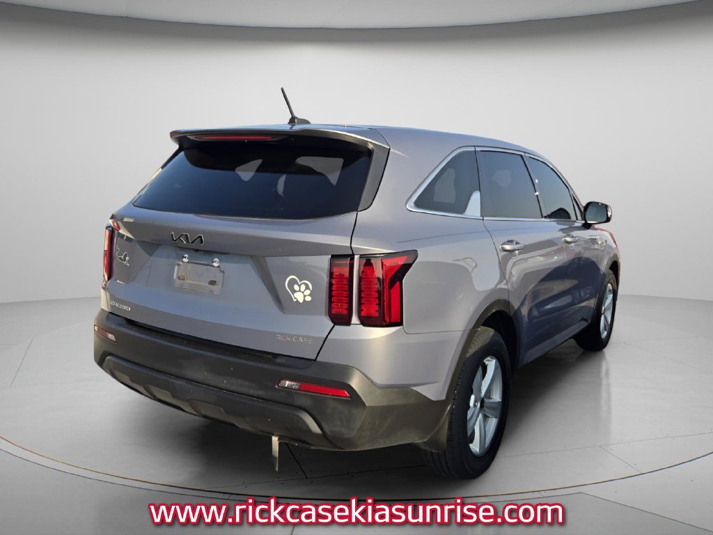 Used 2023 Kia Sorento LX SUV