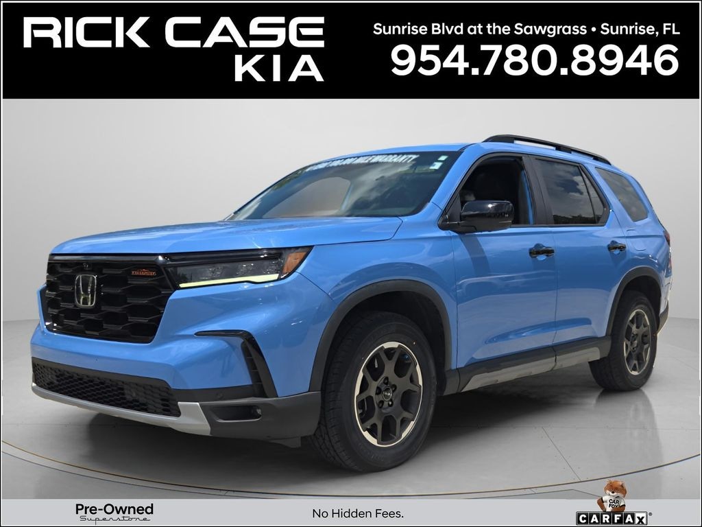 Used 2024 Honda Pilot TrailSport SUV