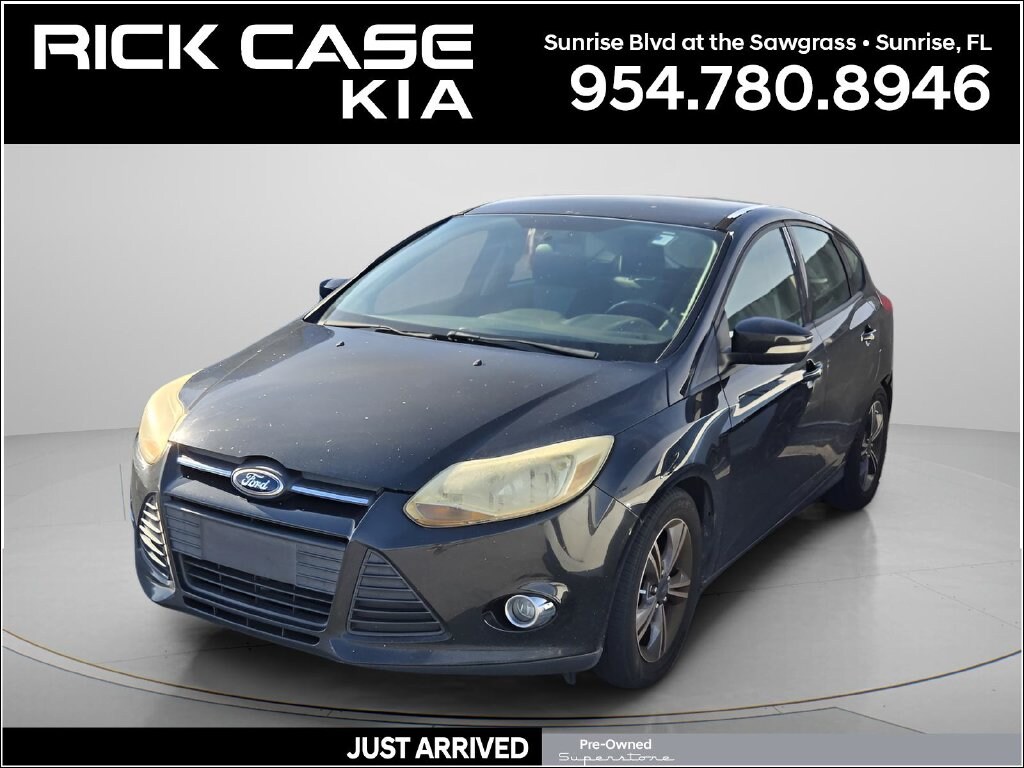 Used 2014 Ford Focus SE Hatchback