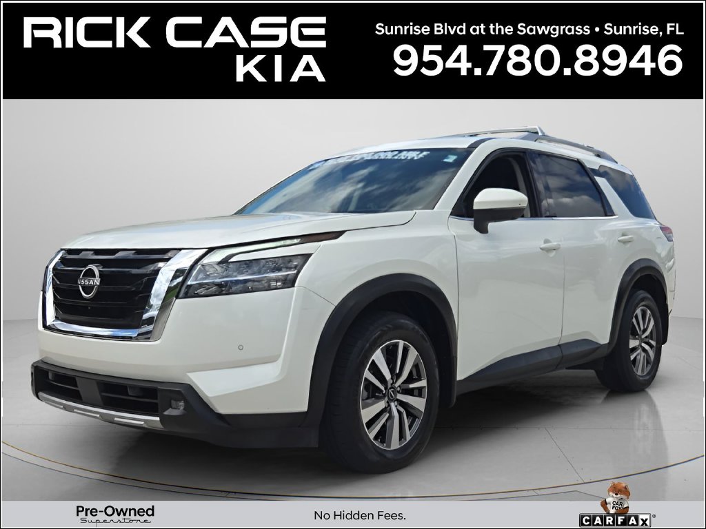 2022 Nissan Pathfinder SL