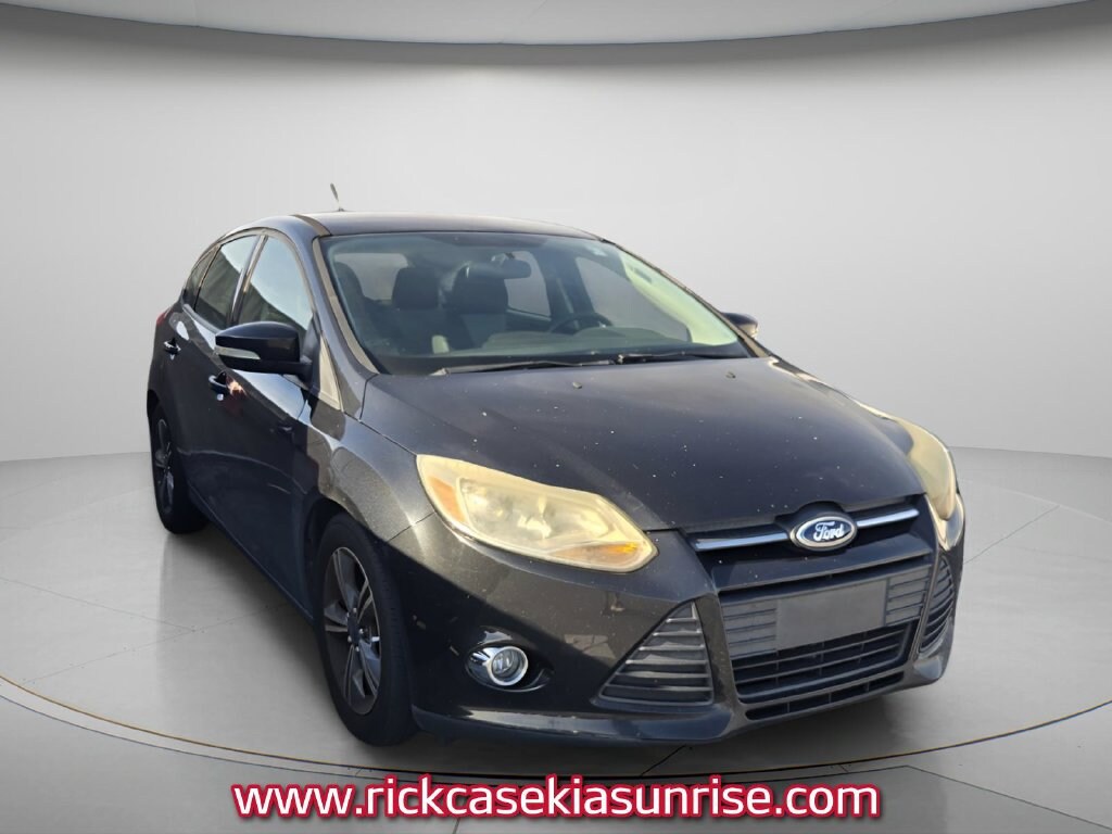 Used 2014 Ford Focus SE Hatchback