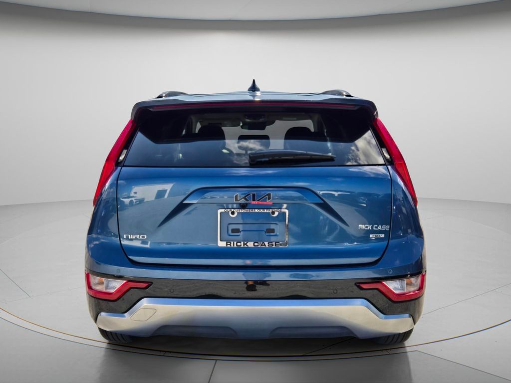 New 2026 Kia Niro SX SUV