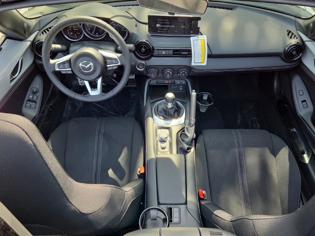 2026 Mazda MX-5 Miata Club - Photo 6